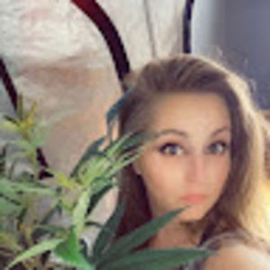 Meet your Posher, Featherwood tanda